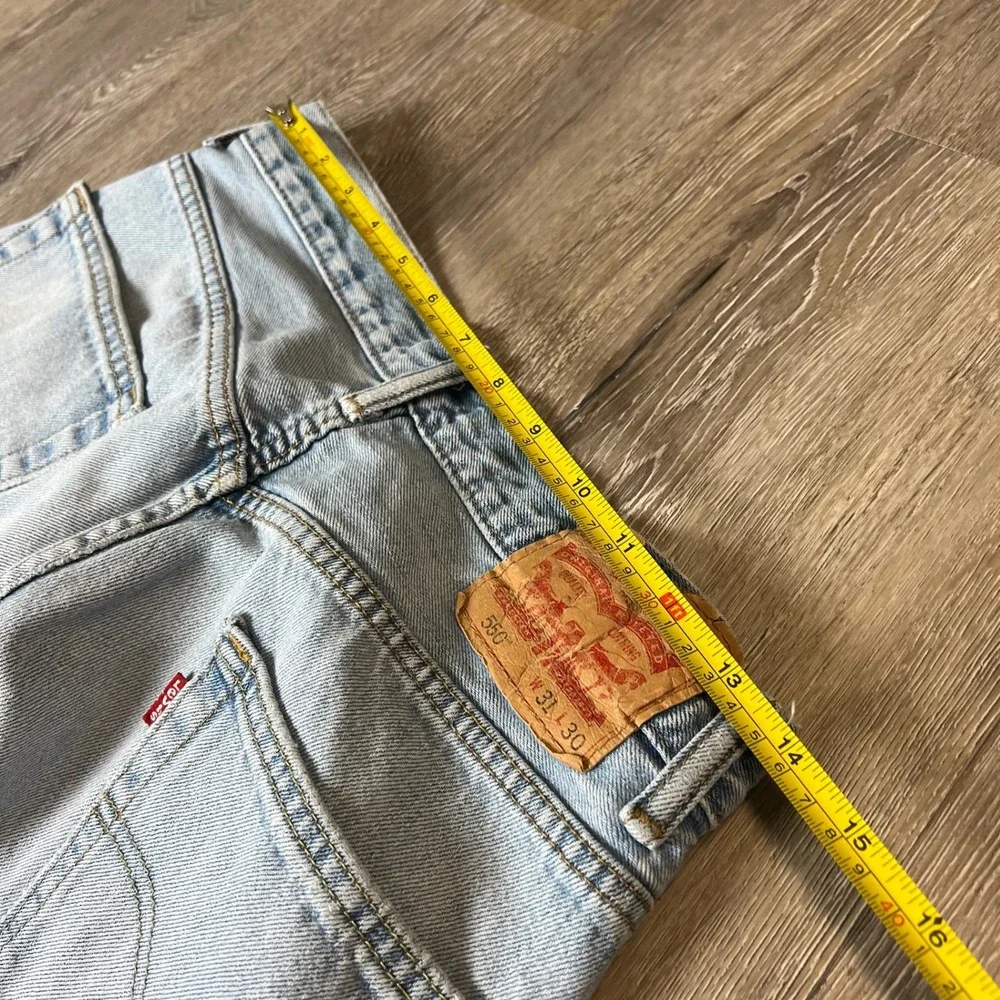 Levis 550 Jeans Mens 31x30 Light Wash Relaxed Tapered Distressed Vintage 90s